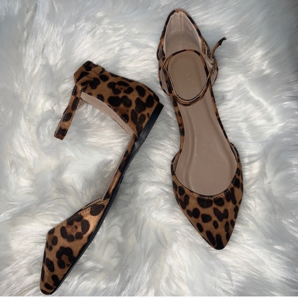 Leopard Flats✨ Sizes 6 & 7.5 - Picture 2 of 2